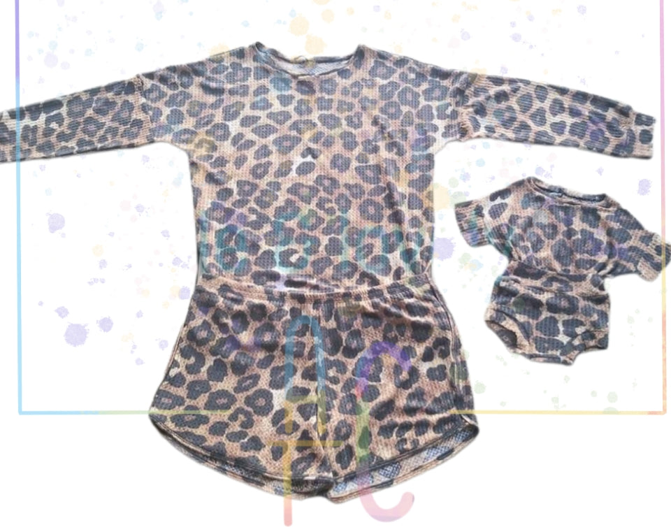 Mystery mama and me lounge sets short sleeve